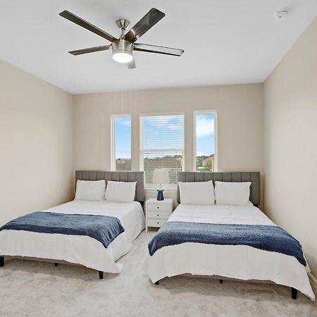 Newly Built Stylish Retreat With Designer Kitchen - Near Park & Beach Corpus Christi Exterior foto