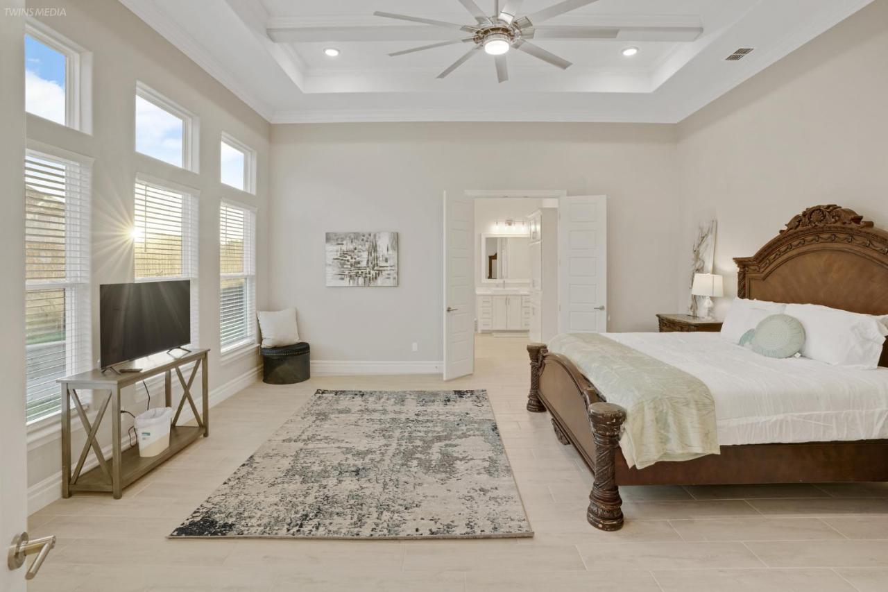 Newly Built Stylish Retreat With Designer Kitchen - Near Park & Beach Corpus Christi Exterior foto